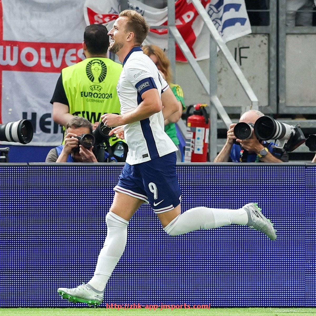 江南体育APP下载-英超2018-2019赛季各队球衣设计风格